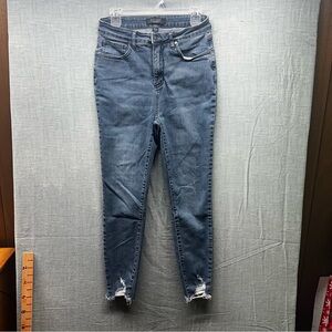 Judy Blue High Rise Distressed Raw Hem Skinny Jeans Denim Size 11/30 Stretch